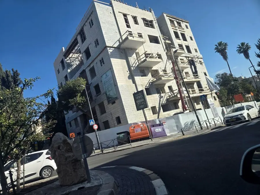 בניין מגורים שהושלם